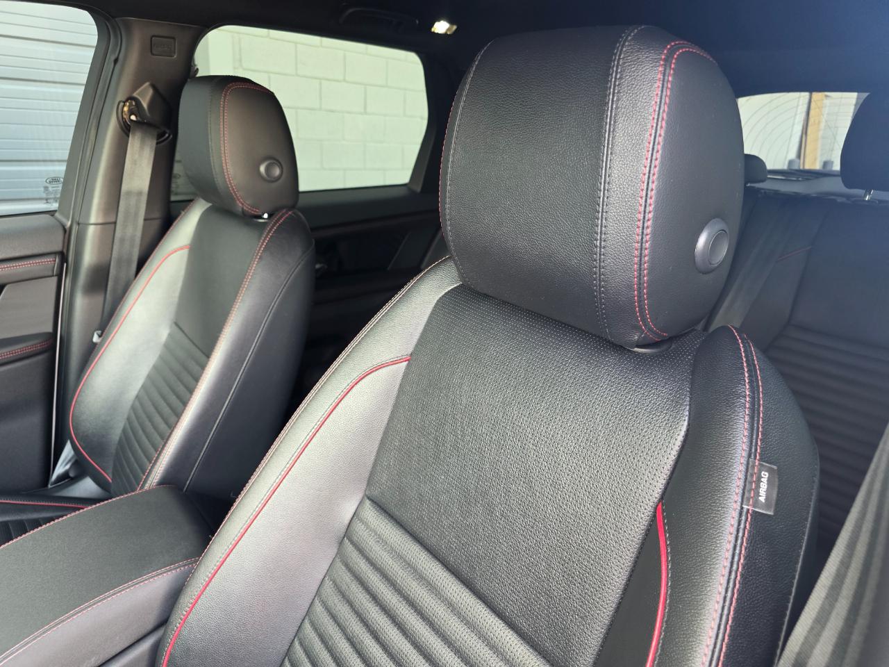 Land Rover Discovery Sport R-Dynamic SE 2022