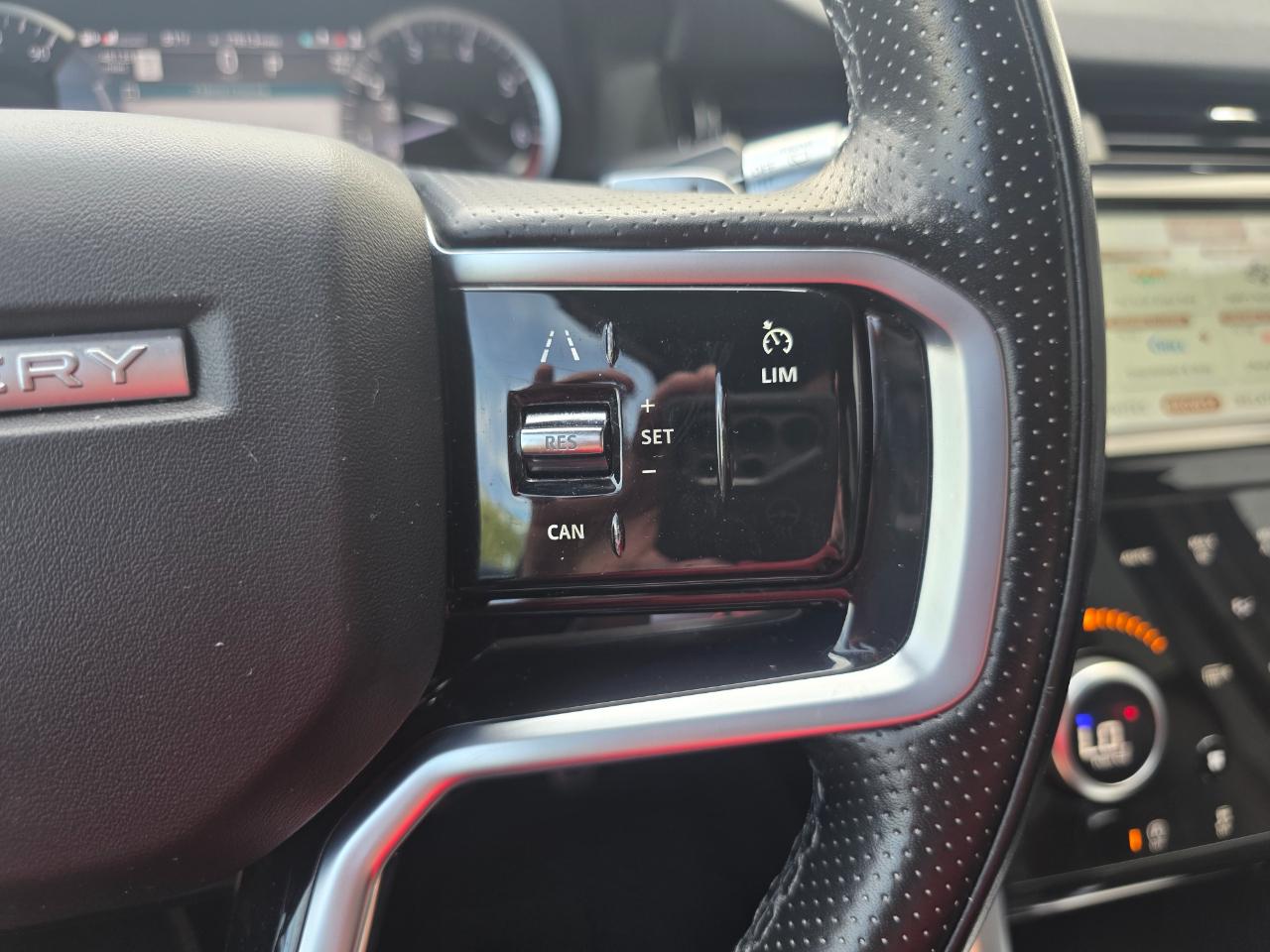 Land Rover Discovery Sport R-Dynamic SE 2022