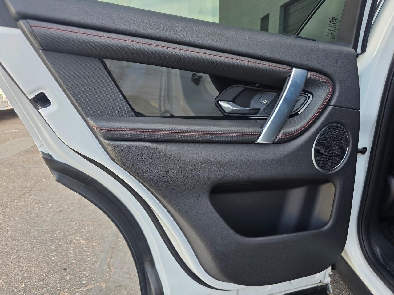 Land Rover Discovery Sport R-Dynamic SE 2022
