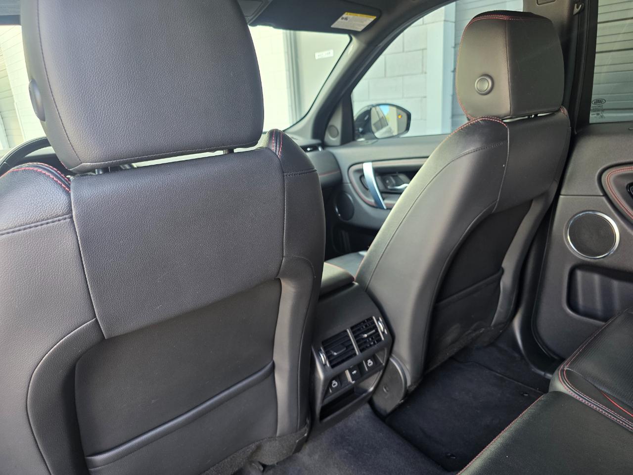 Land Rover Discovery Sport R-Dynamic SE 2022