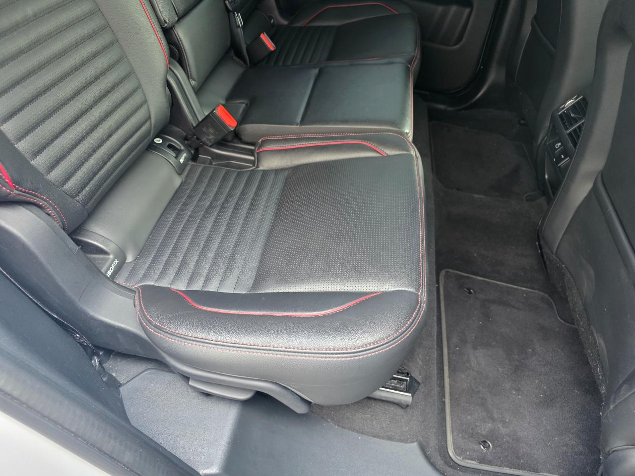 Land Rover Discovery Sport R-Dynamic SE 2022
