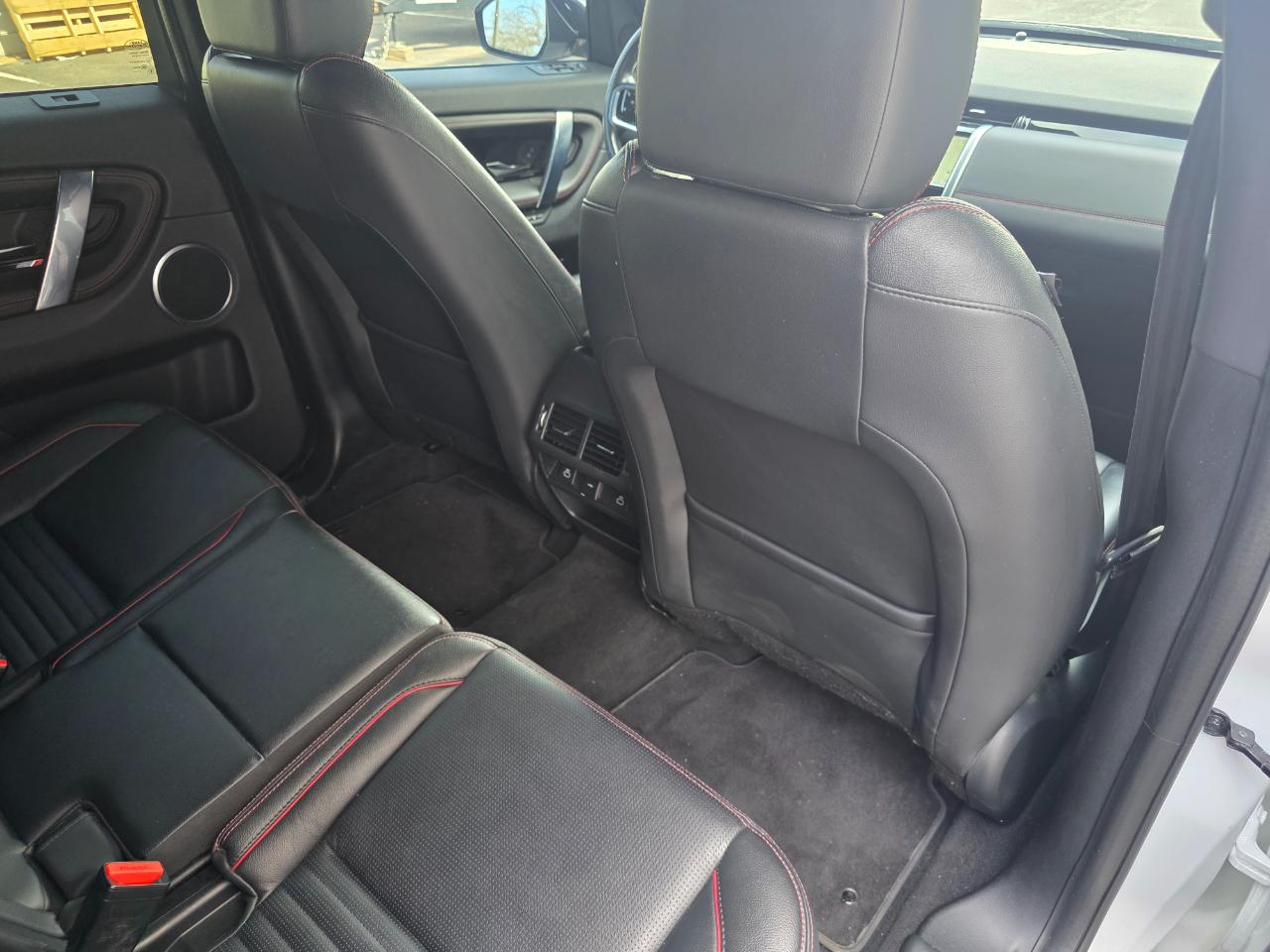 Land Rover Discovery Sport R-Dynamic SE 2022