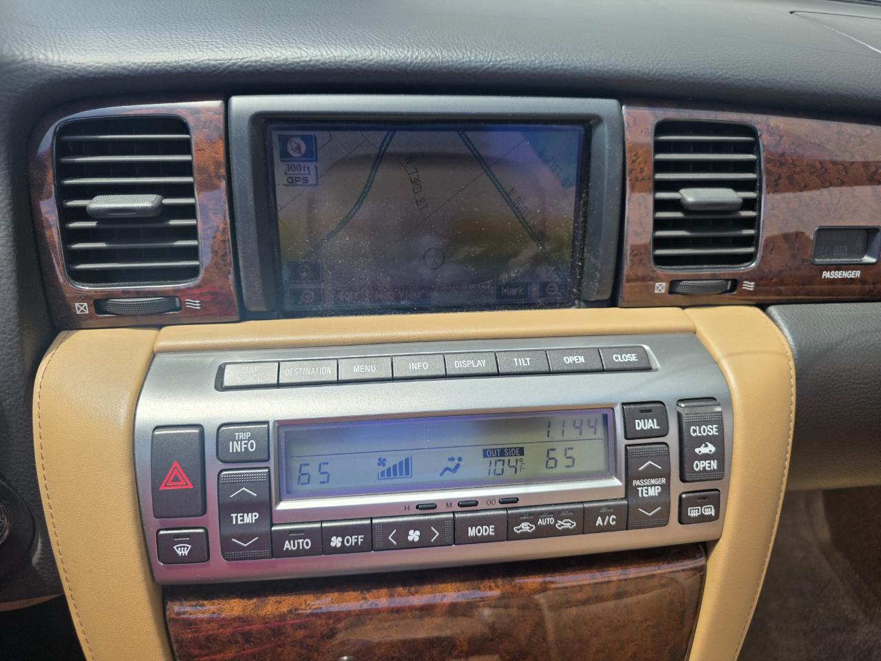 Lexus SC 430 Convertible 2008