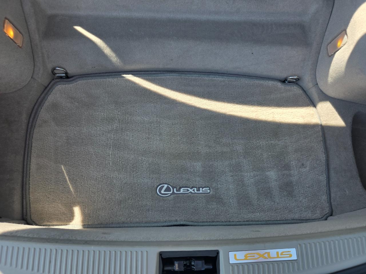 Lexus SC 430 Convertible 2008
