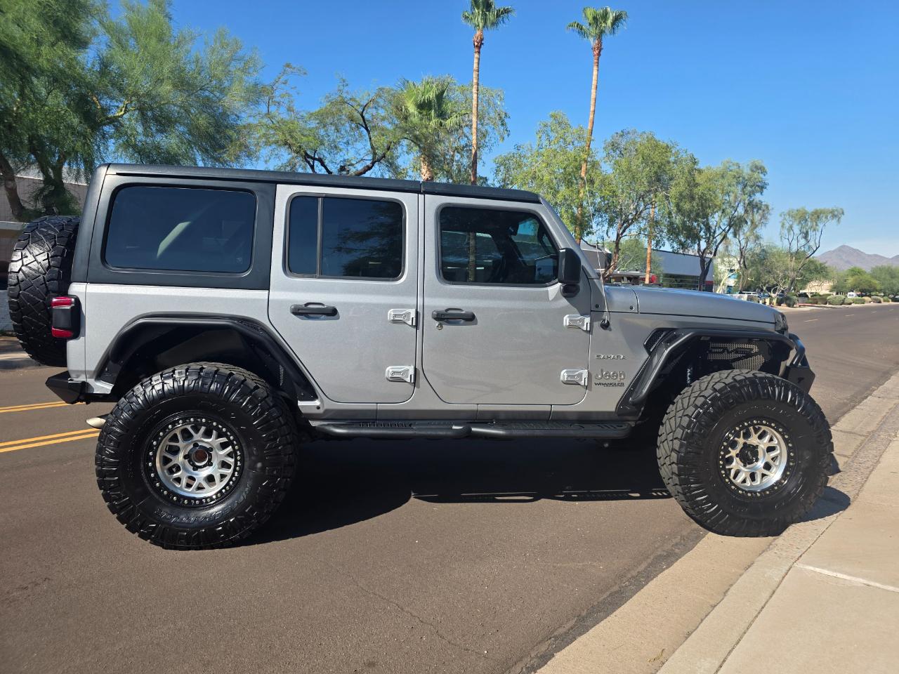 Jeep Wrangler Unlimited Sahara 2018