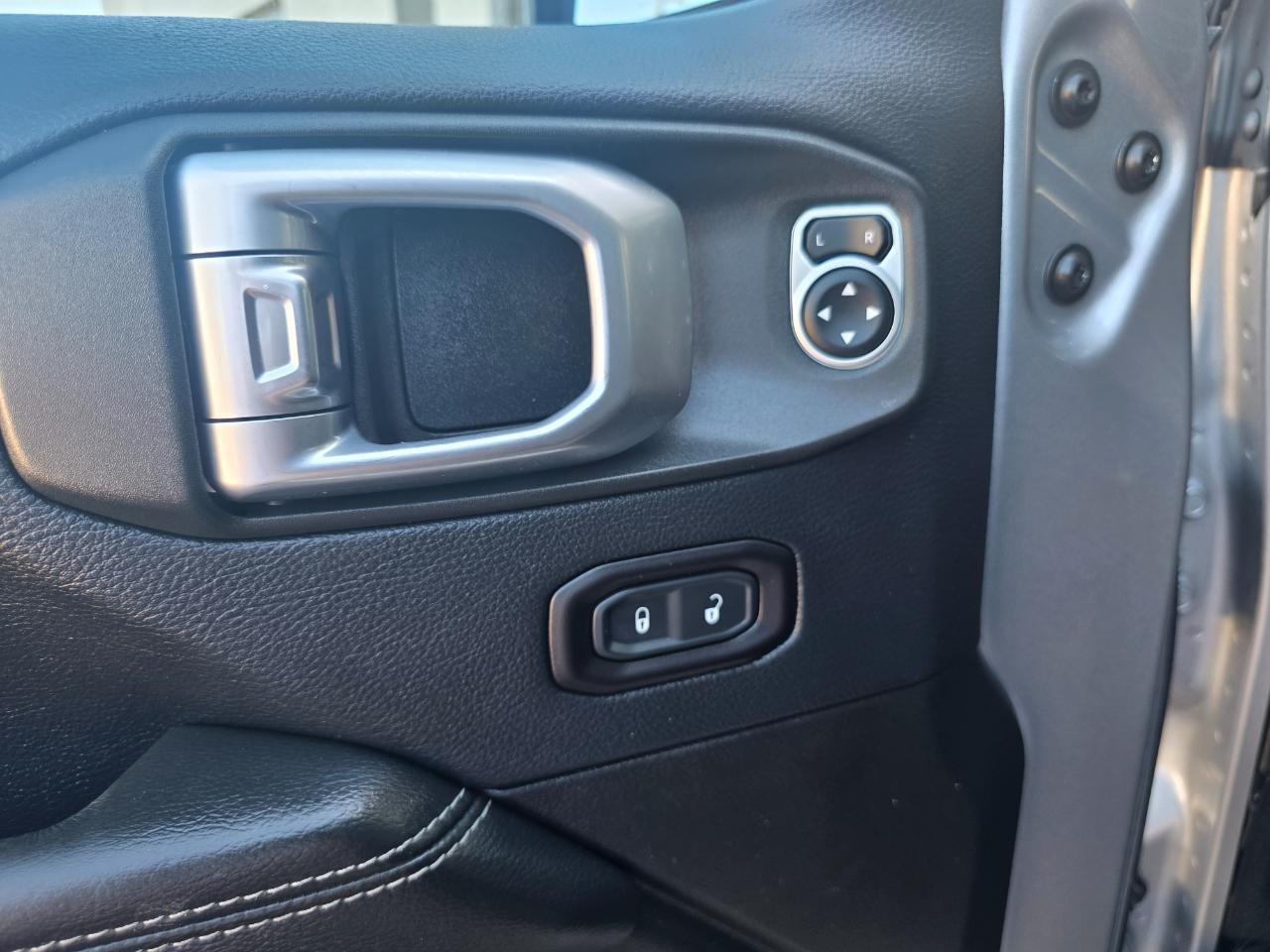 Jeep Wrangler Unlimited Sahara 2018