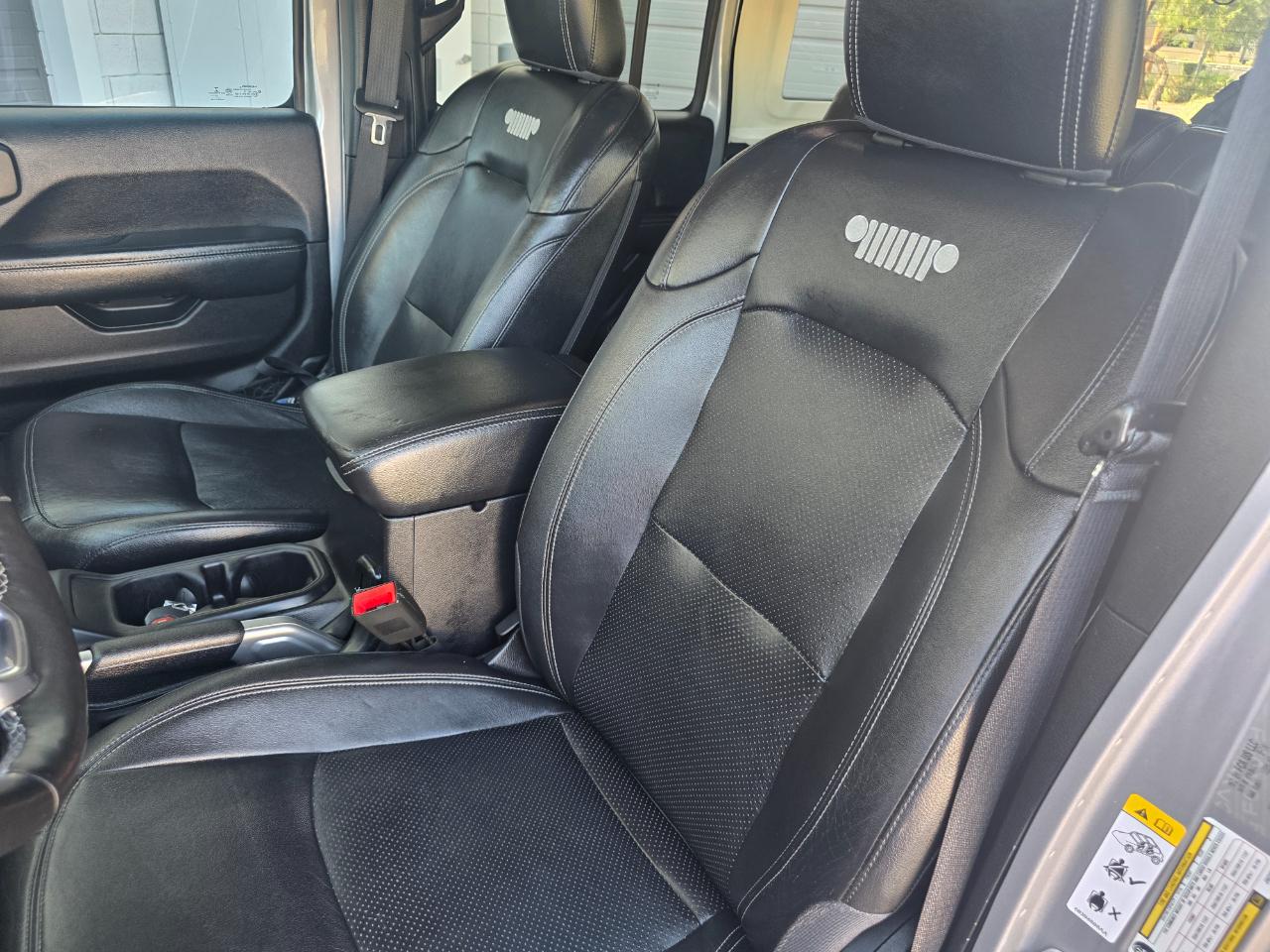 Jeep Wrangler Unlimited Sahara 2018