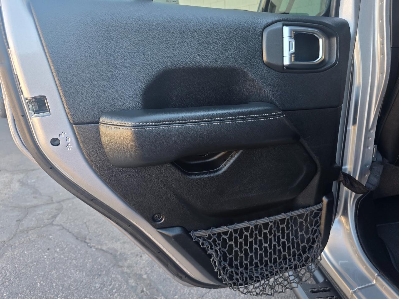 Jeep Wrangler Unlimited Sahara 2018