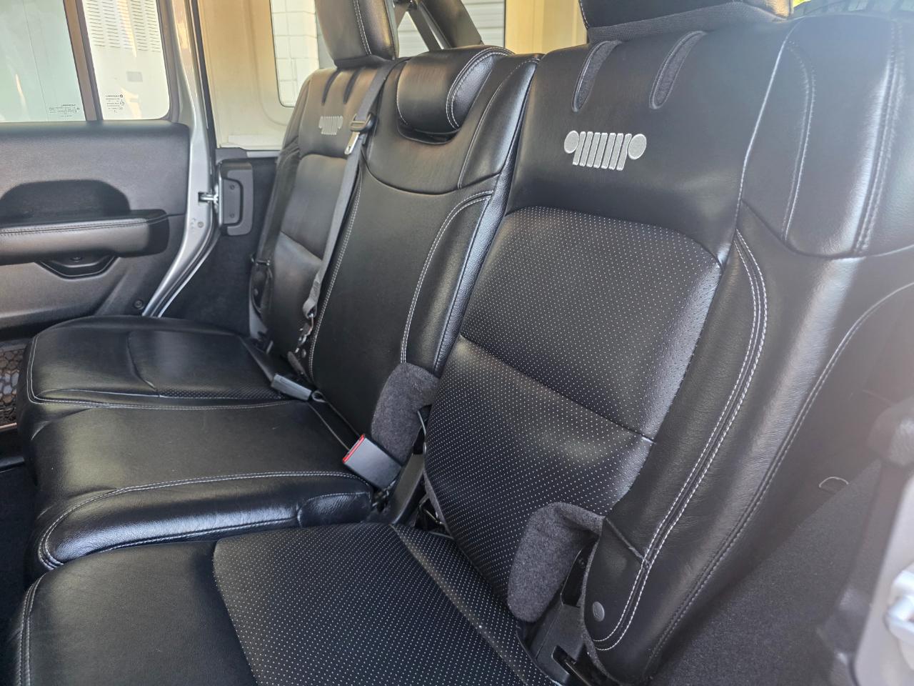Jeep Wrangler Unlimited Sahara 2018