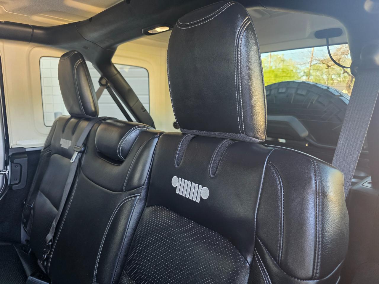 Jeep Wrangler Unlimited Sahara 2018