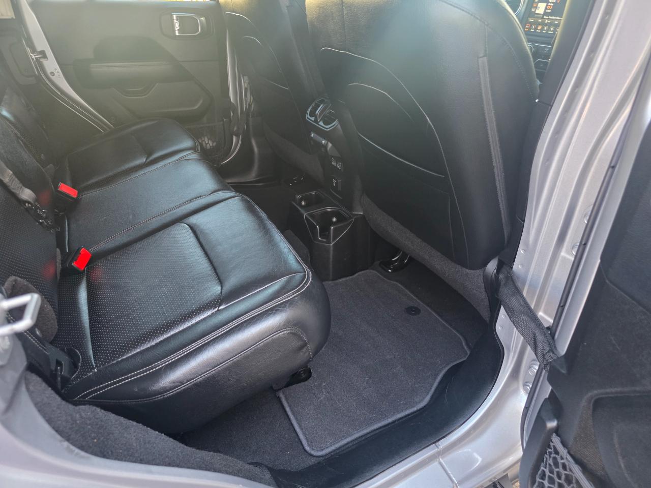 Jeep Wrangler Unlimited Sahara 2018