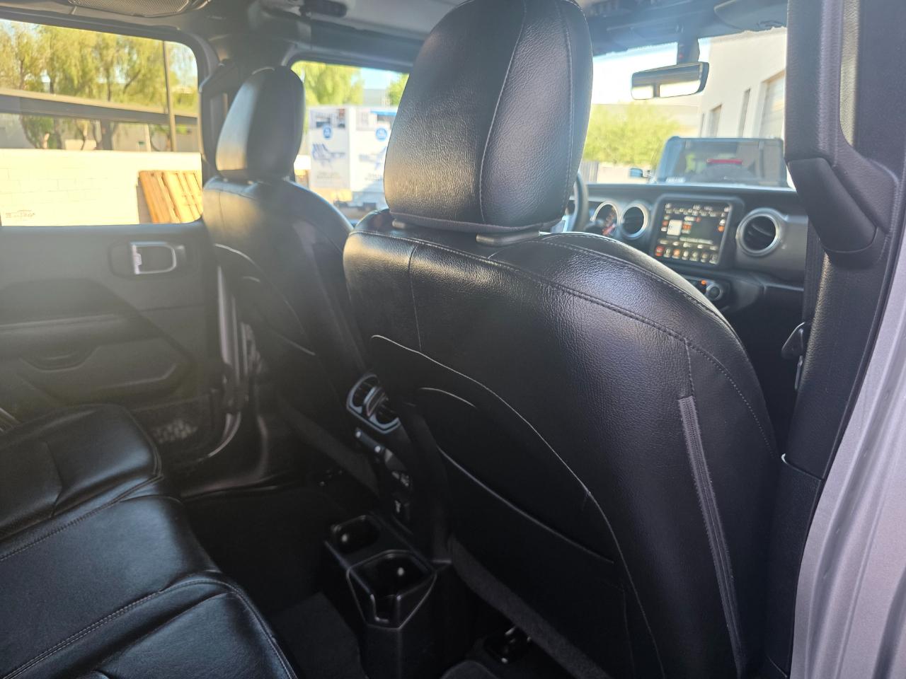 Jeep Wrangler Unlimited Sahara 2018