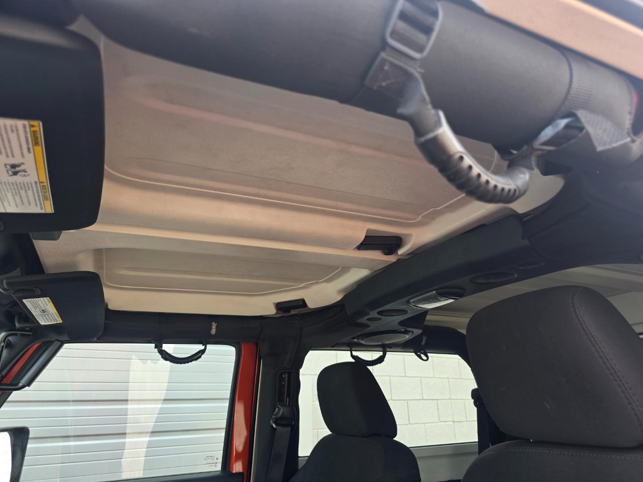 Jeep Wrangler Sport 4WD 2014