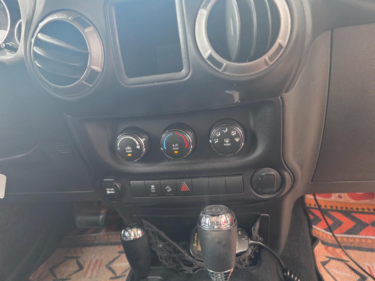 Jeep Wrangler Sport 4WD 2014