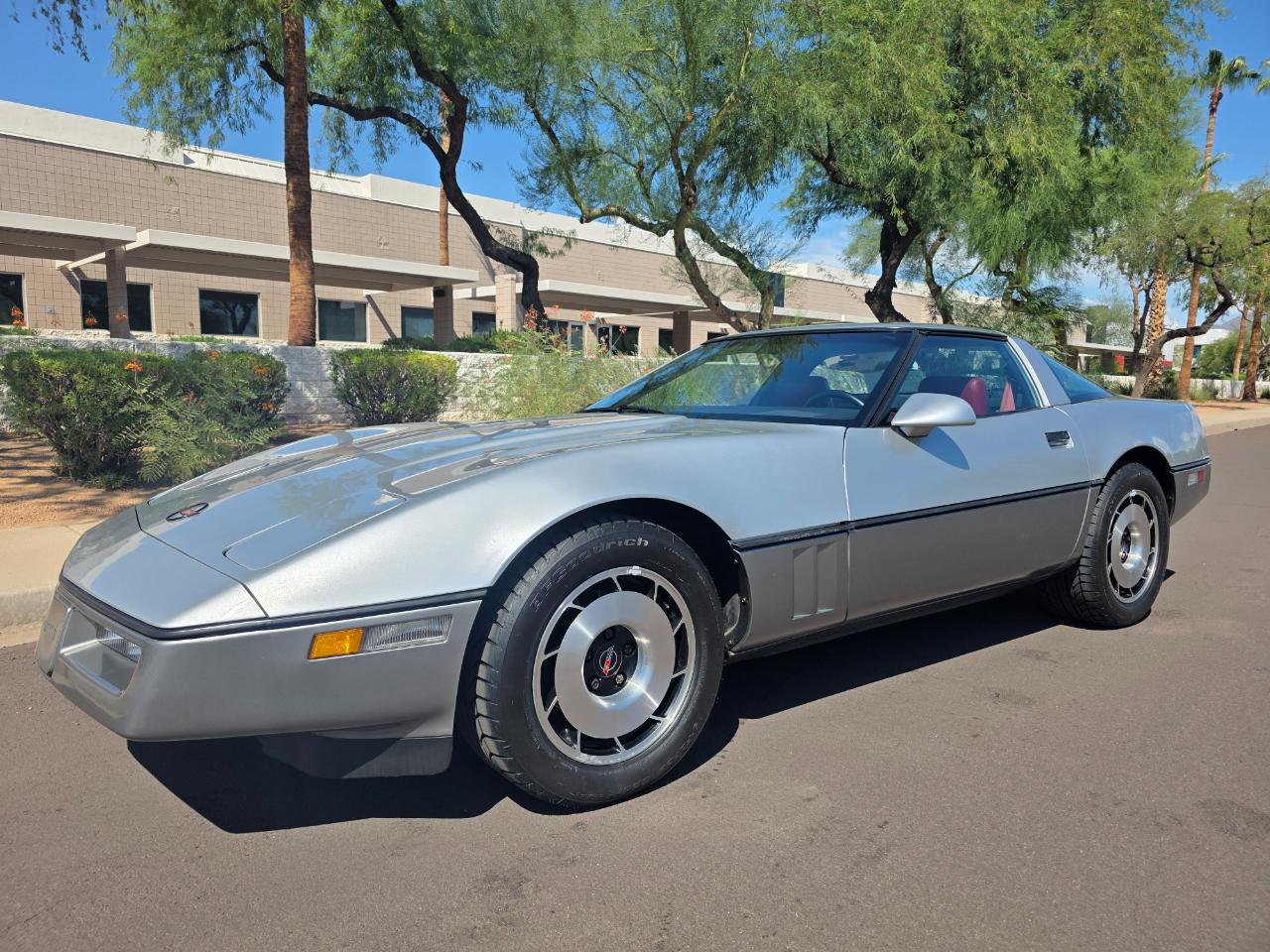 Chevrolet Corvette Coupe 1984