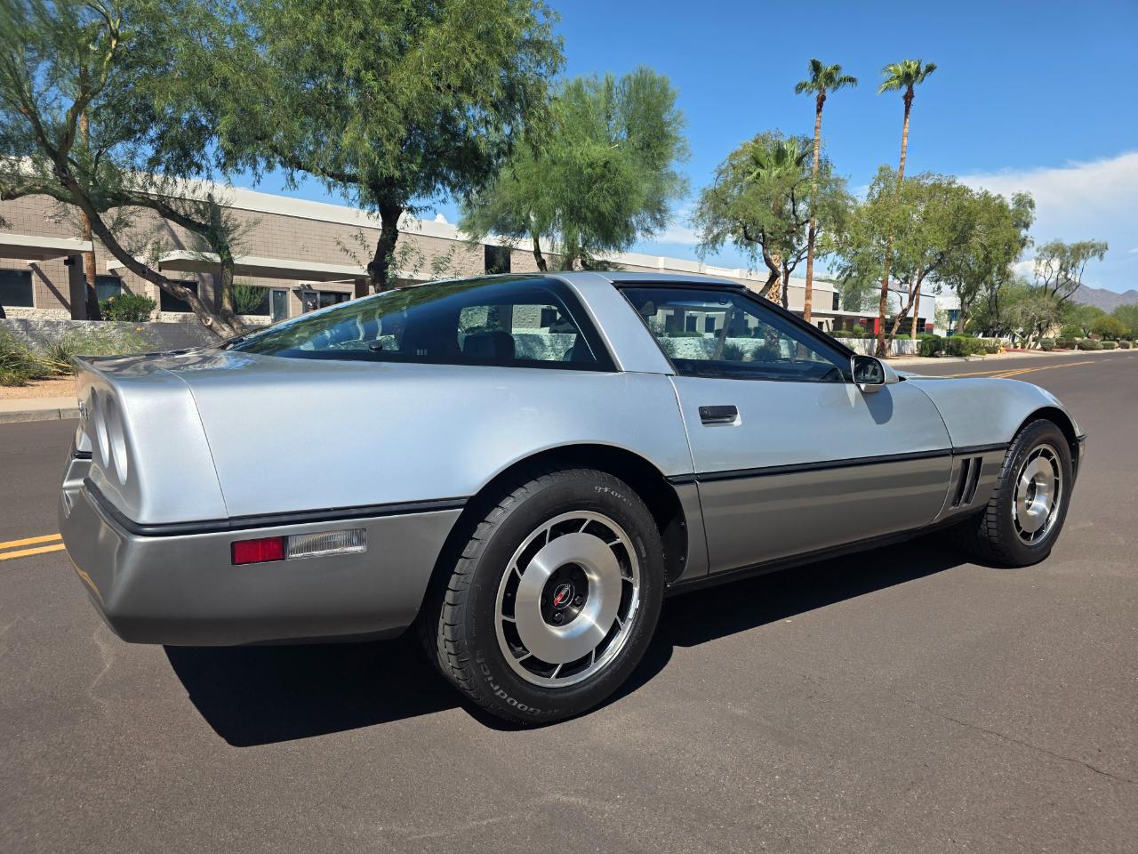 Chevrolet Corvette Coupe 1984
