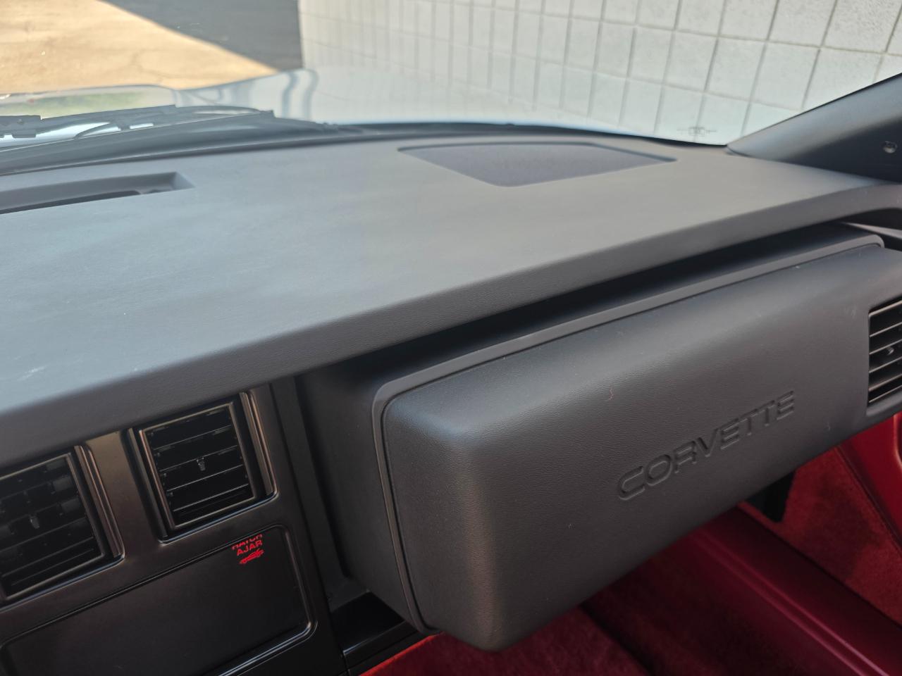 Chevrolet Corvette Coupe 1984