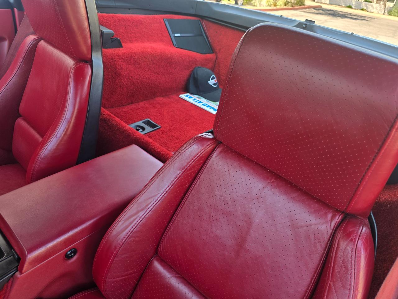 Chevrolet Corvette Coupe 1984