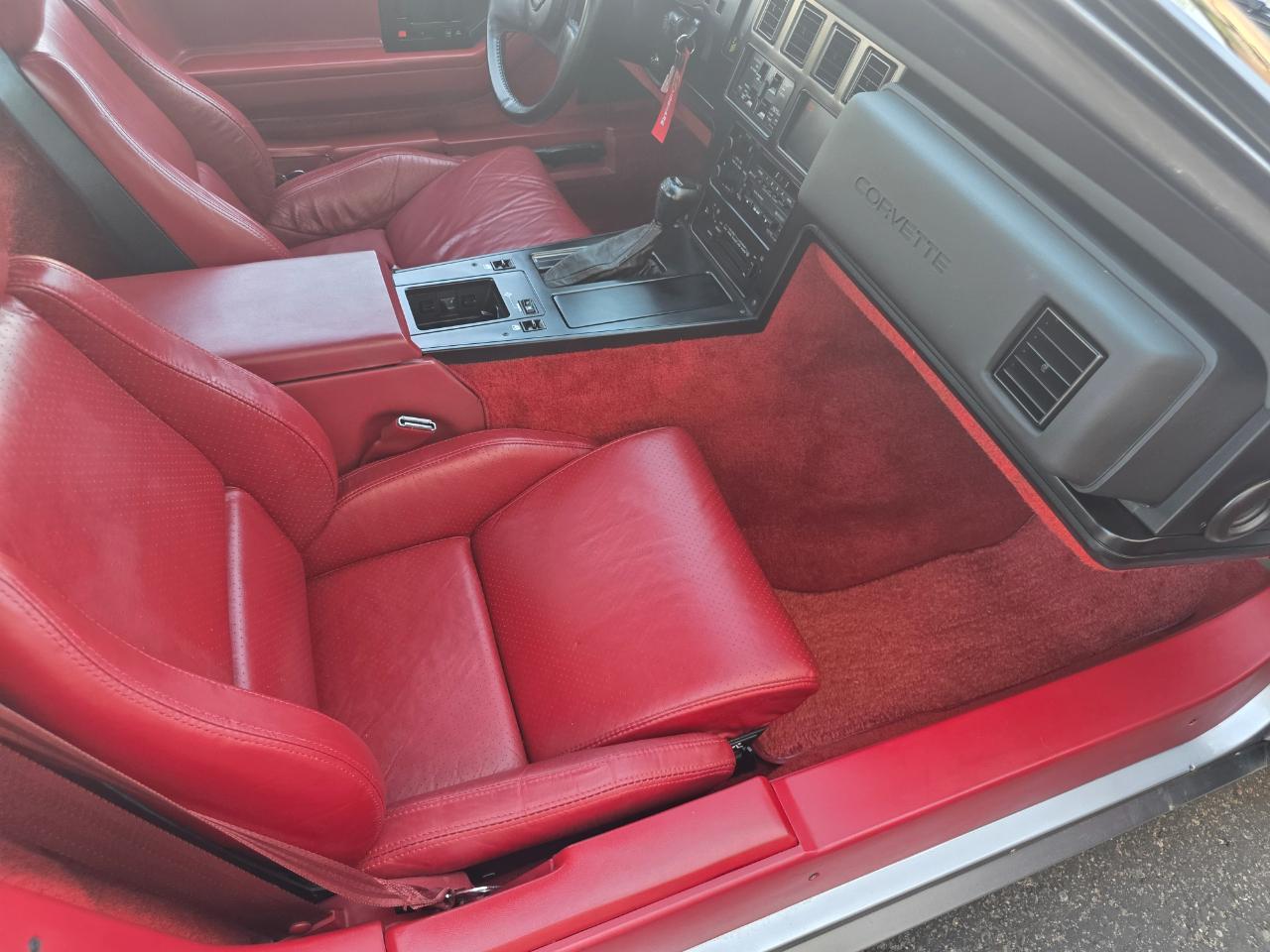 Chevrolet Corvette Coupe 1984