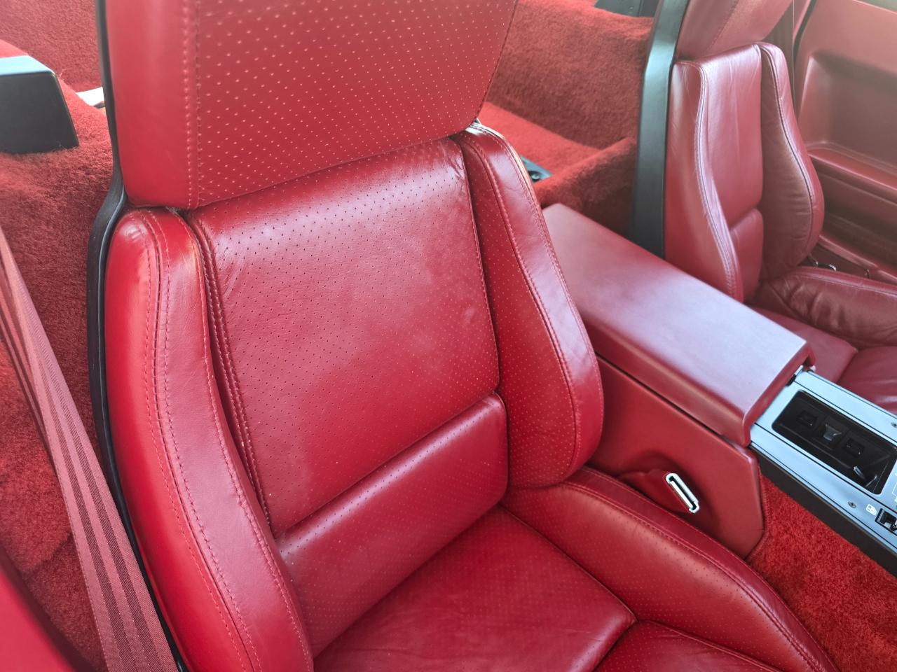 Chevrolet Corvette Coupe 1984