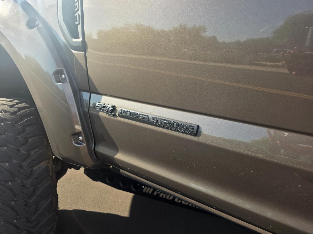 Ford F-250 SD Lariat Crew Cab 4WD 2017