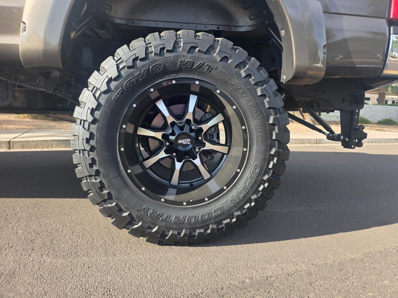 Ford F-250 SD Lariat Crew Cab 4WD 2017