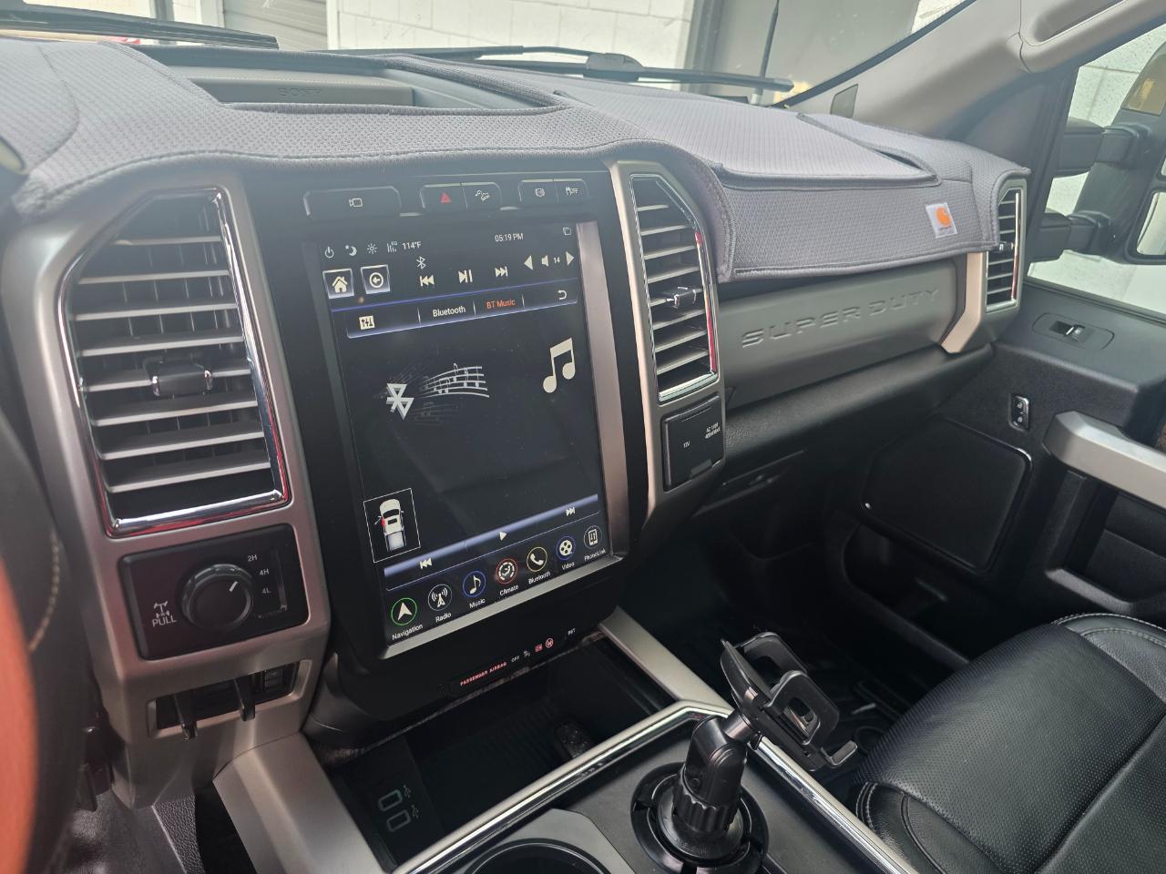 Ford F-250 SD Lariat Crew Cab 4WD 2017
