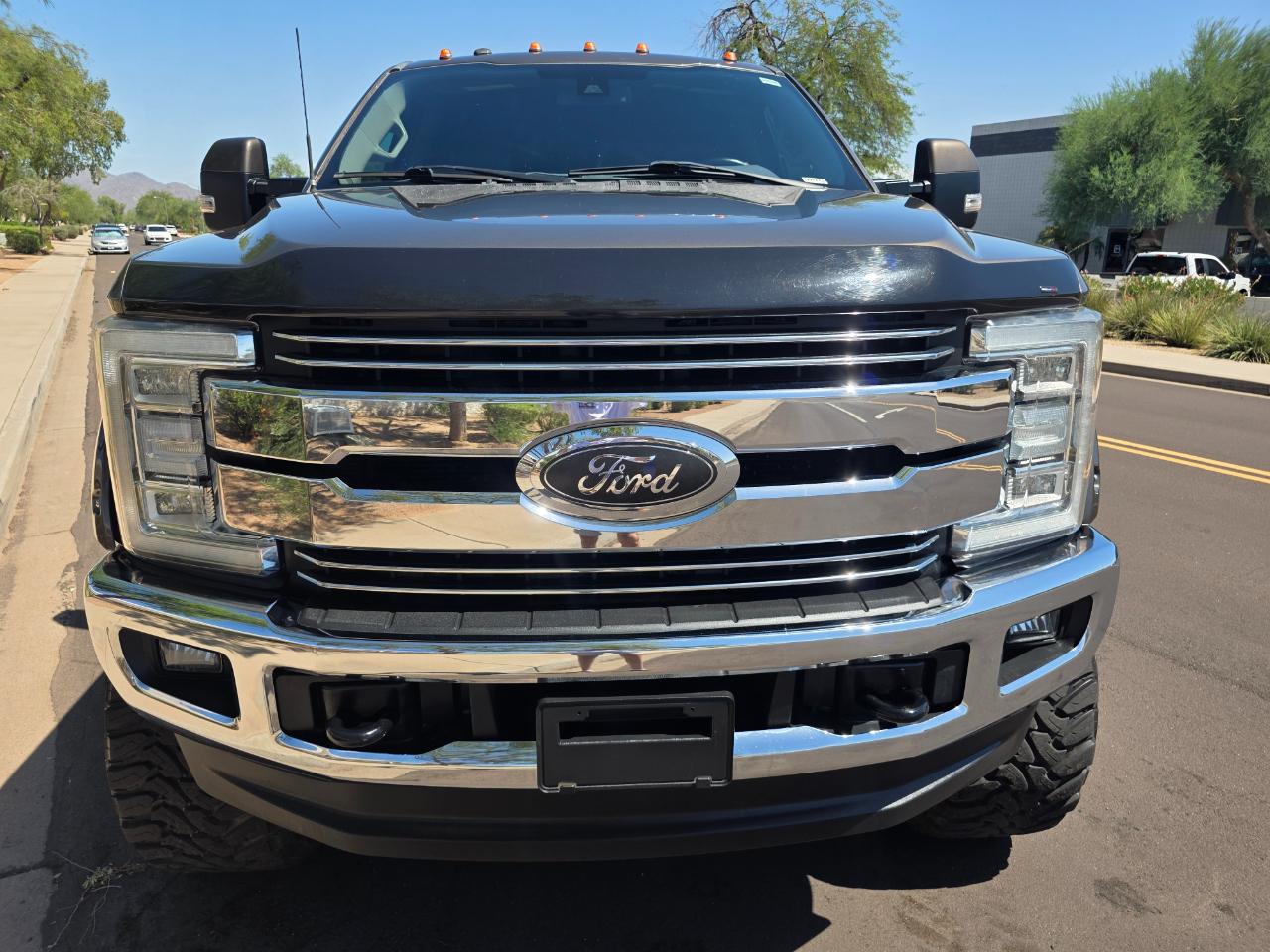 Ford F-250 SD Lariat Crew Cab 4WD 2017