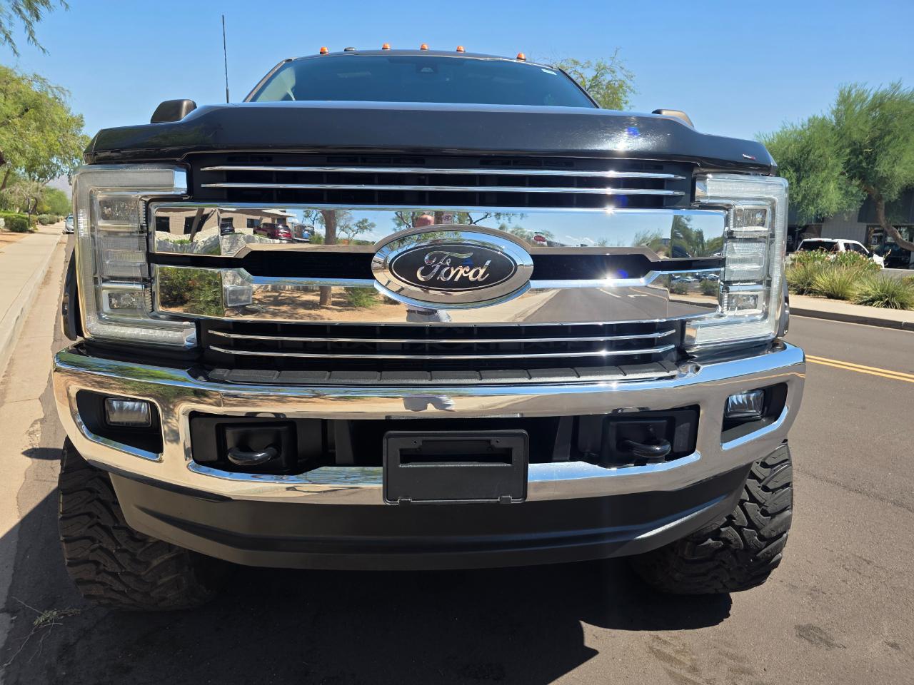 Ford F-250 SD Lariat Crew Cab 4WD 2017