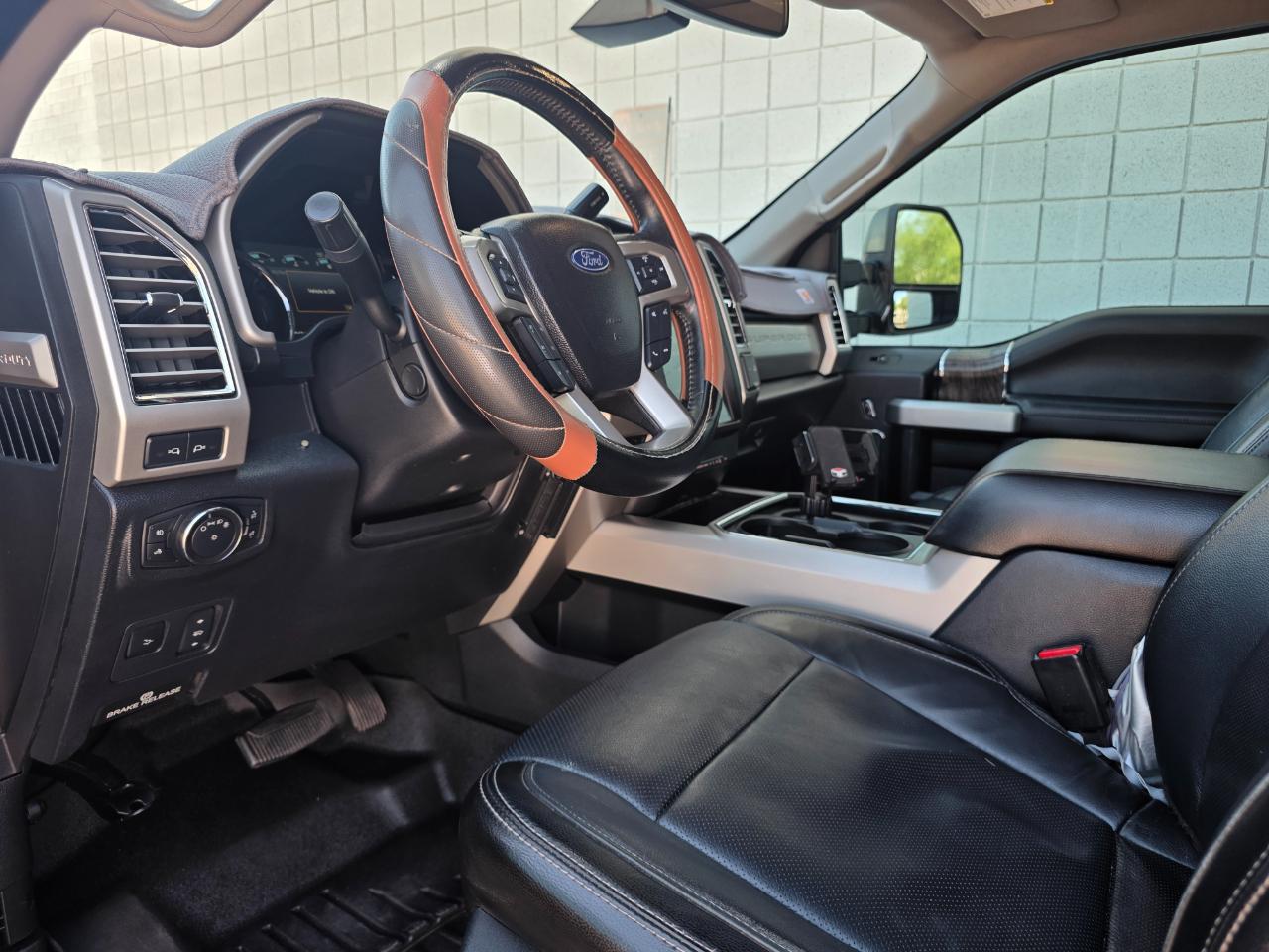 Ford F-250 SD Lariat Crew Cab 4WD 2017
