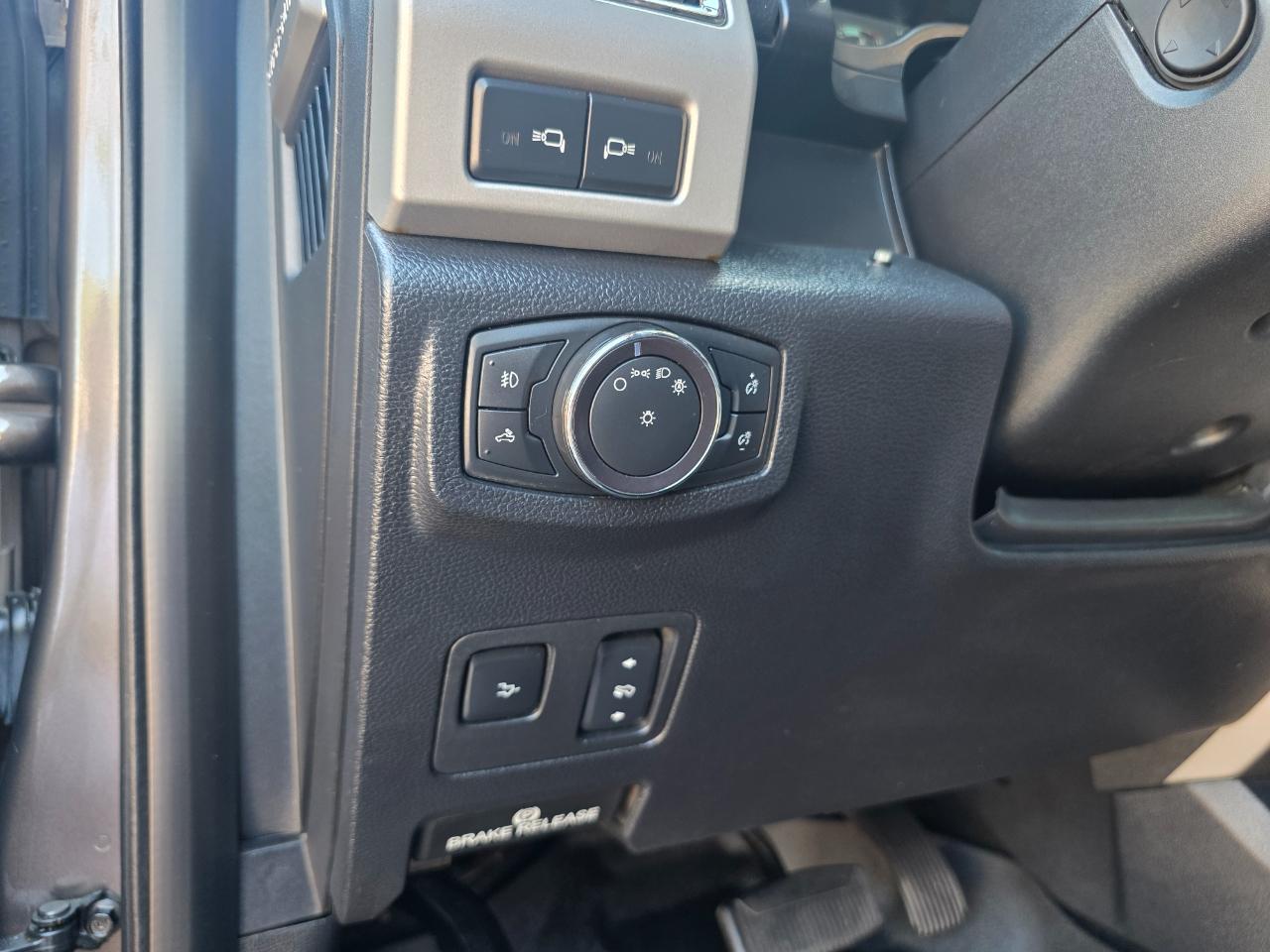 Ford F-250 SD Lariat Crew Cab 4WD 2017