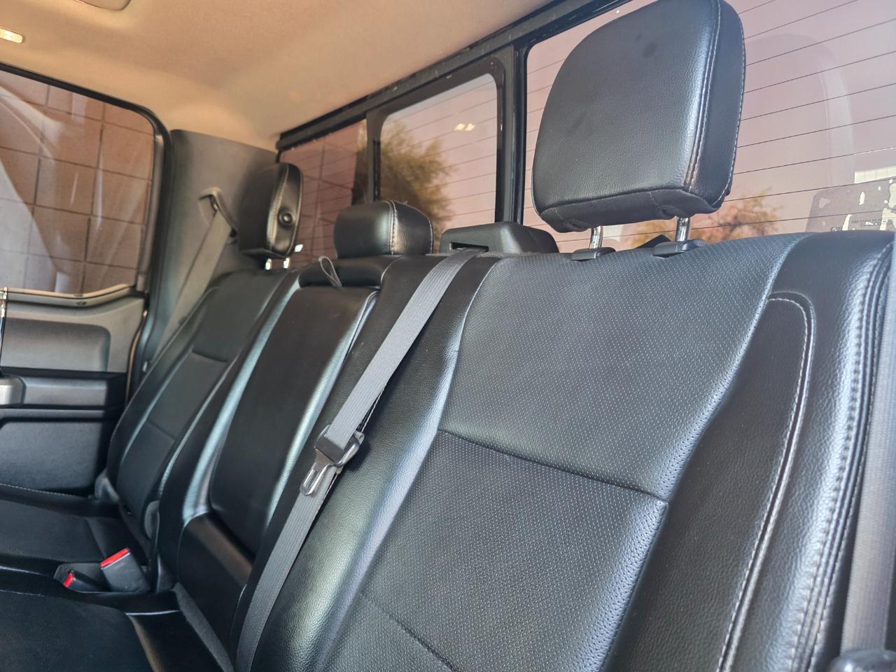 Ford F-250 SD Lariat Crew Cab 4WD 2017