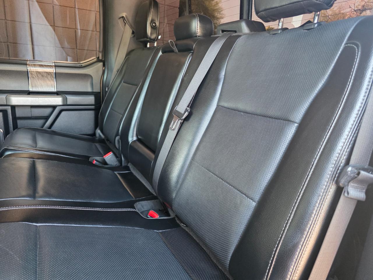 Ford F-250 SD Lariat Crew Cab 4WD 2017