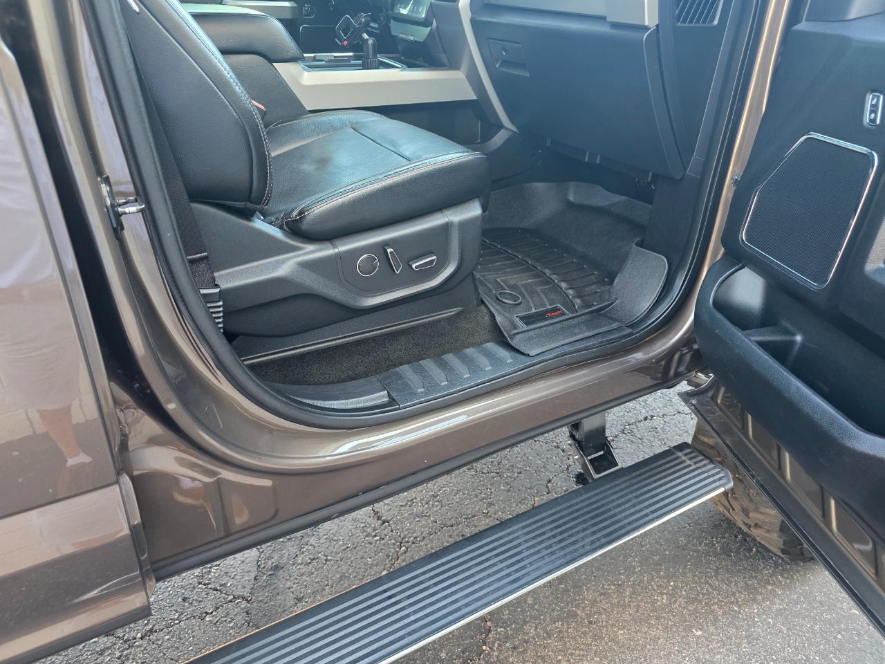 Ford F-250 SD Lariat Crew Cab 4WD 2017
