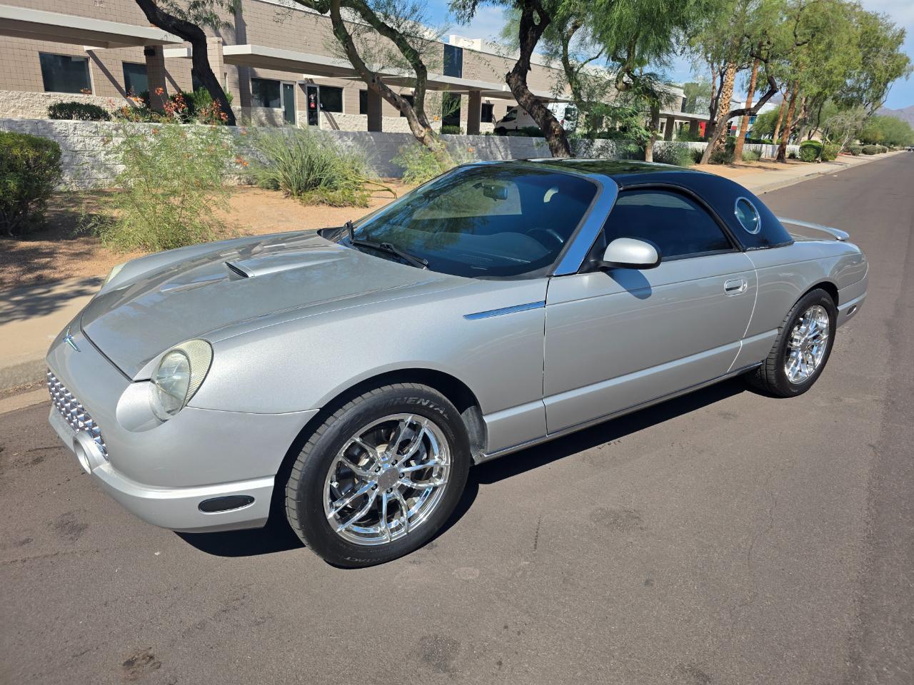 Ford Thunderbird 50th Anniversary 2005