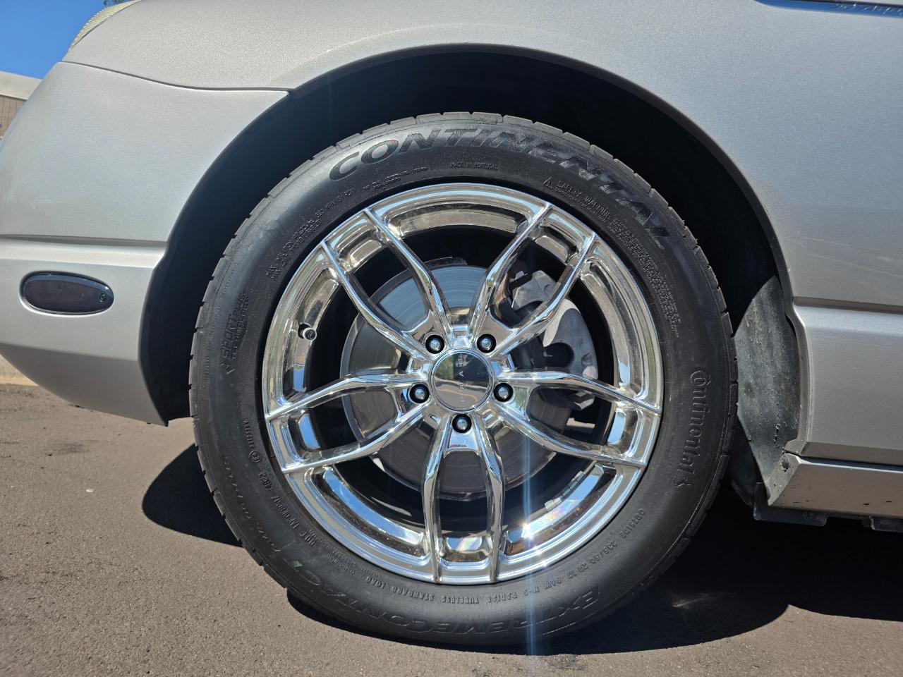 Ford Thunderbird 50th Anniversary 2005