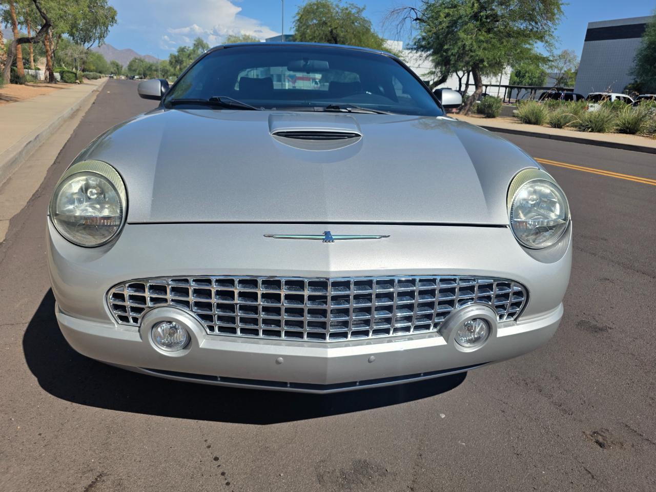 Ford Thunderbird 50th Anniversary 2005