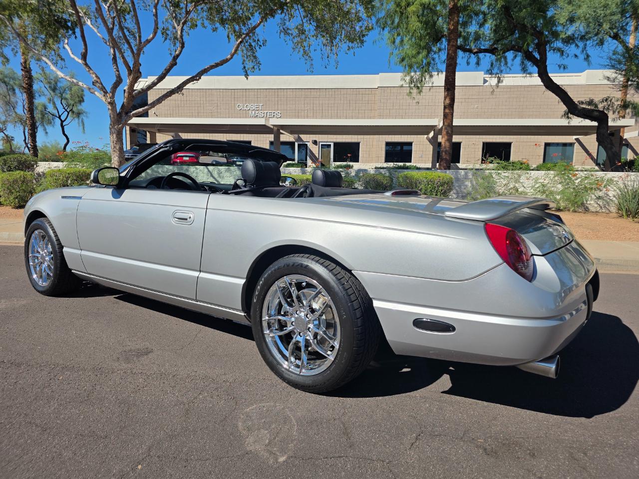Ford Thunderbird 50th Anniversary 2005