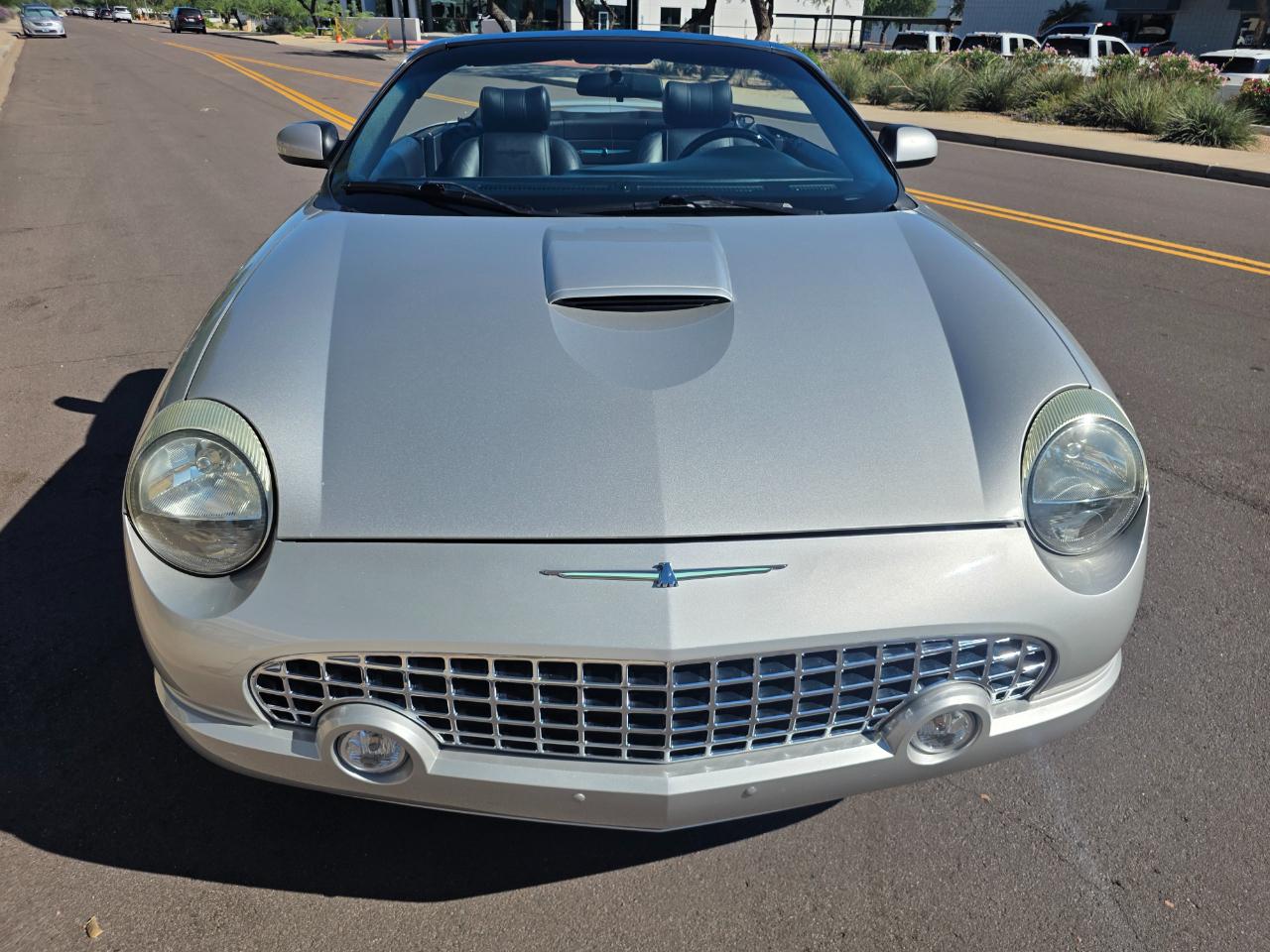 Ford Thunderbird 50th Anniversary 2005