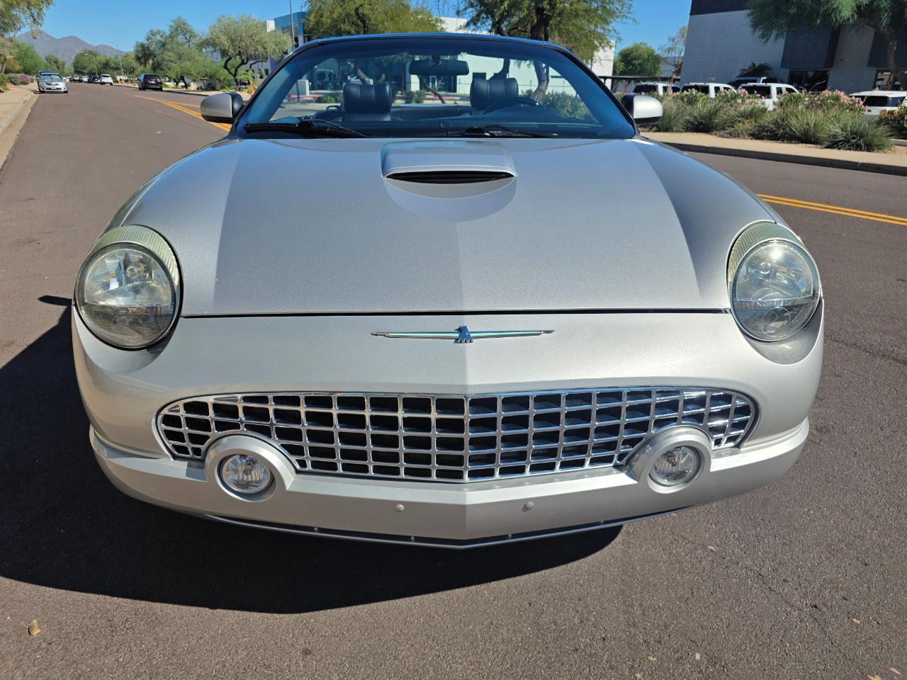 Ford Thunderbird 50th Anniversary 2005