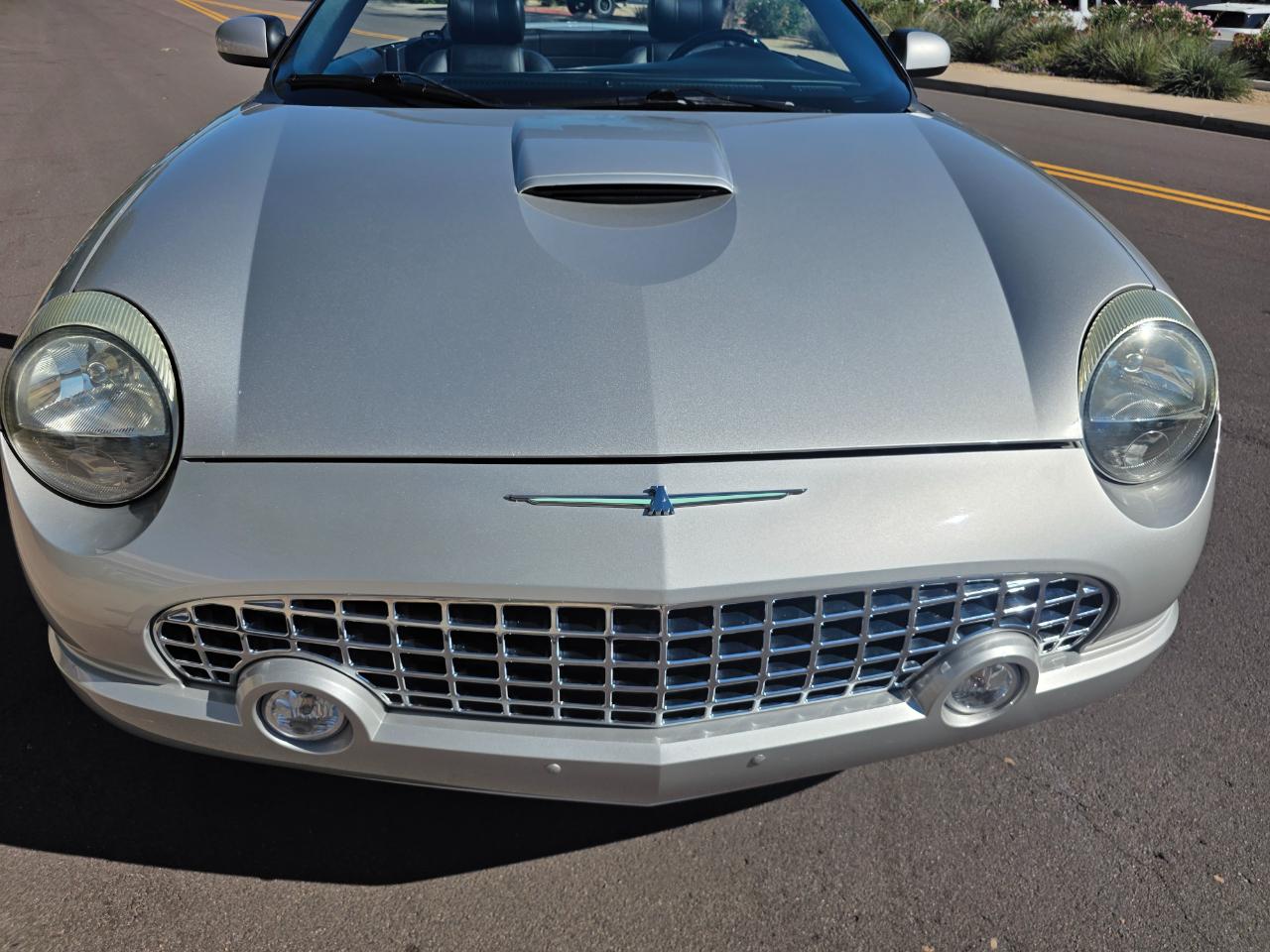 Ford Thunderbird 50th Anniversary 2005