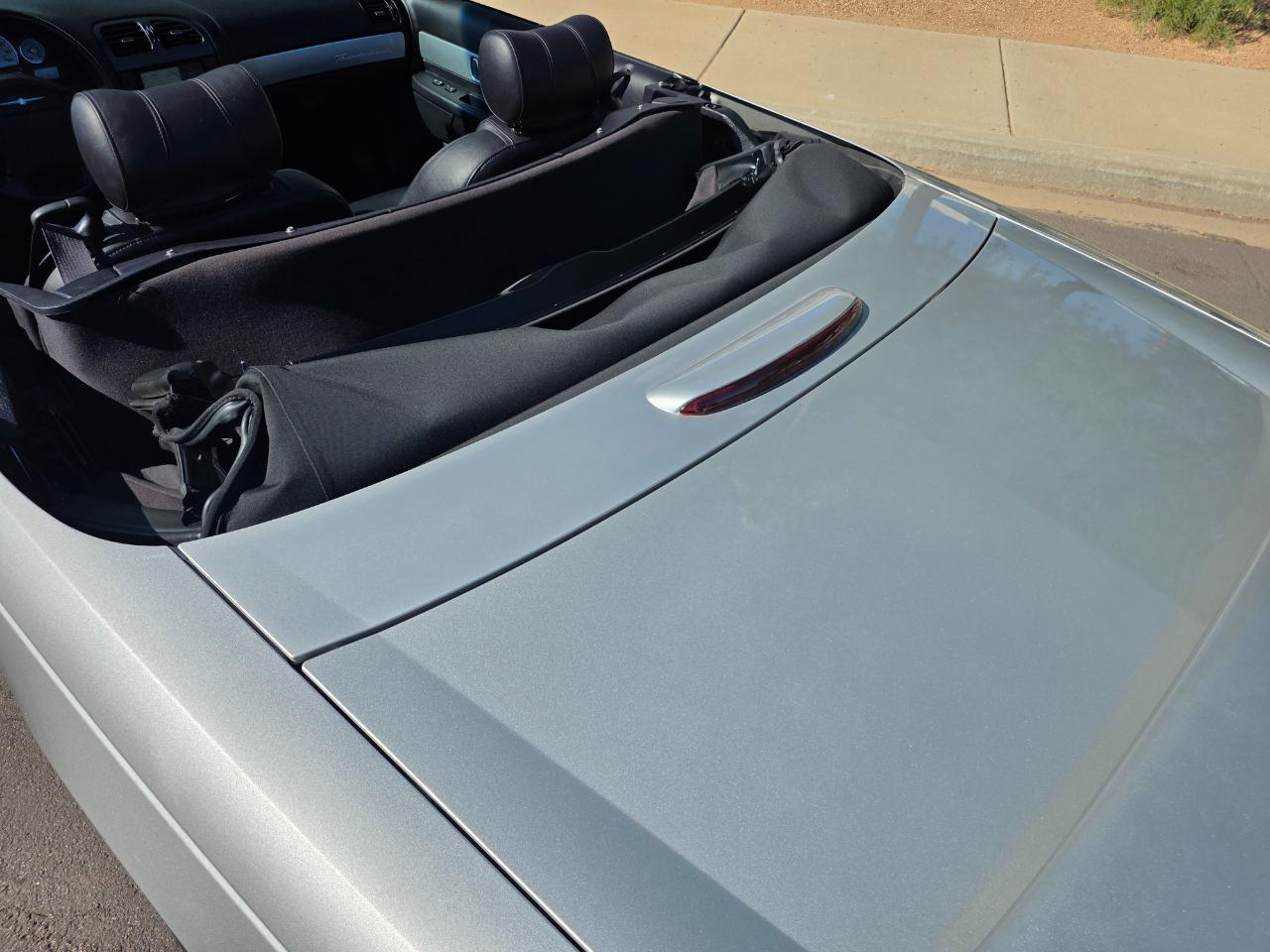 Ford Thunderbird 50th Anniversary 2005
