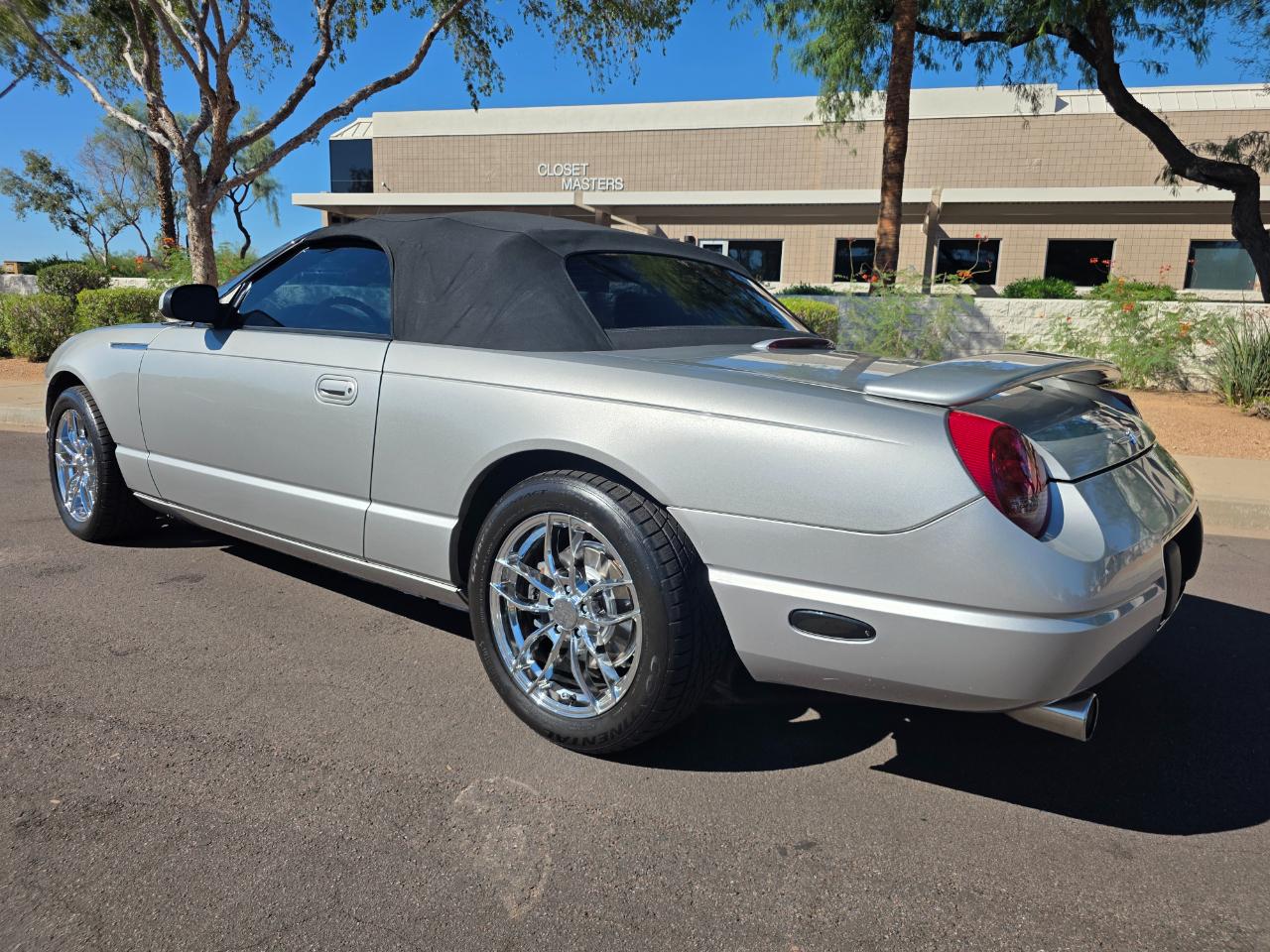 Ford Thunderbird 50th Anniversary 2005