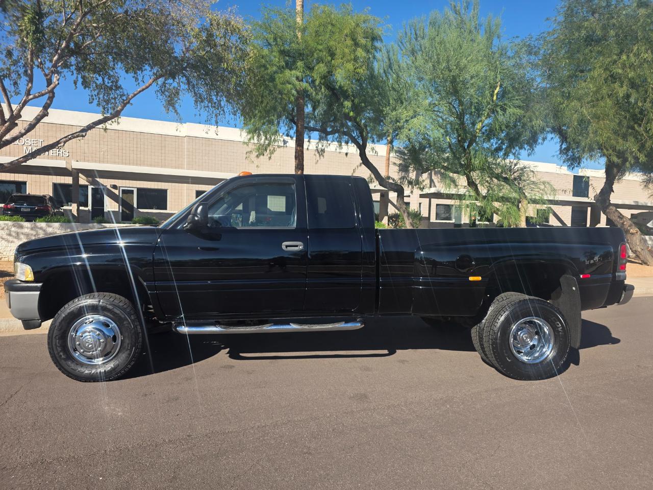 Dodge Ram 3500 SLT Quad Cab Long Bed 4WD DRW 2001