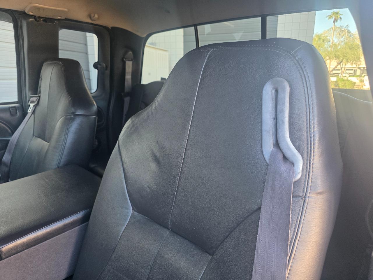 Dodge Ram 3500 SLT Quad Cab Long Bed 4WD DRW 2001