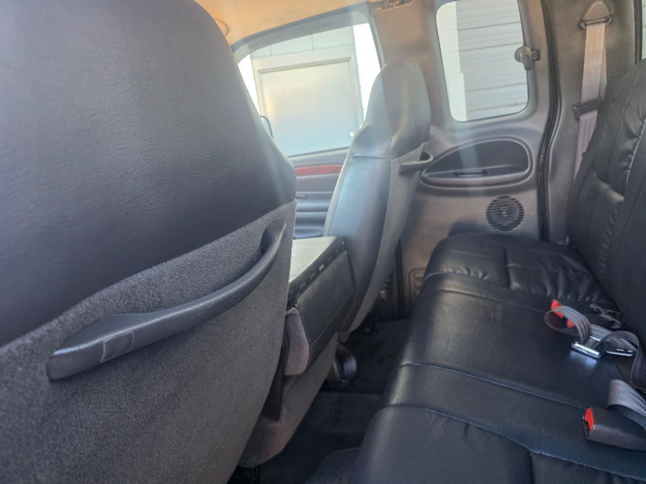 Dodge Ram 3500 SLT Quad Cab Long Bed 4WD DRW 2001