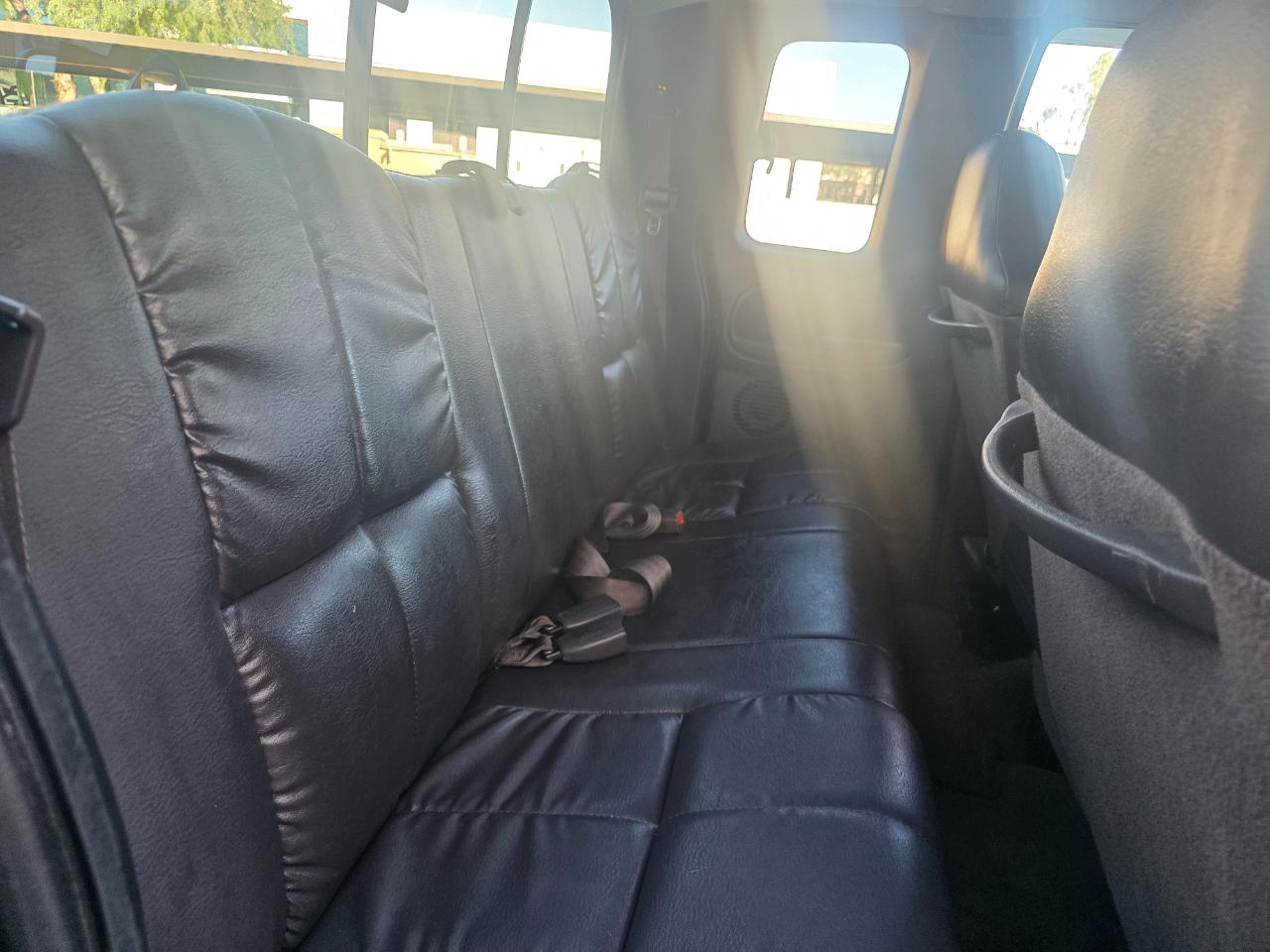 Dodge Ram 3500 SLT Quad Cab Long Bed 4WD DRW 2001