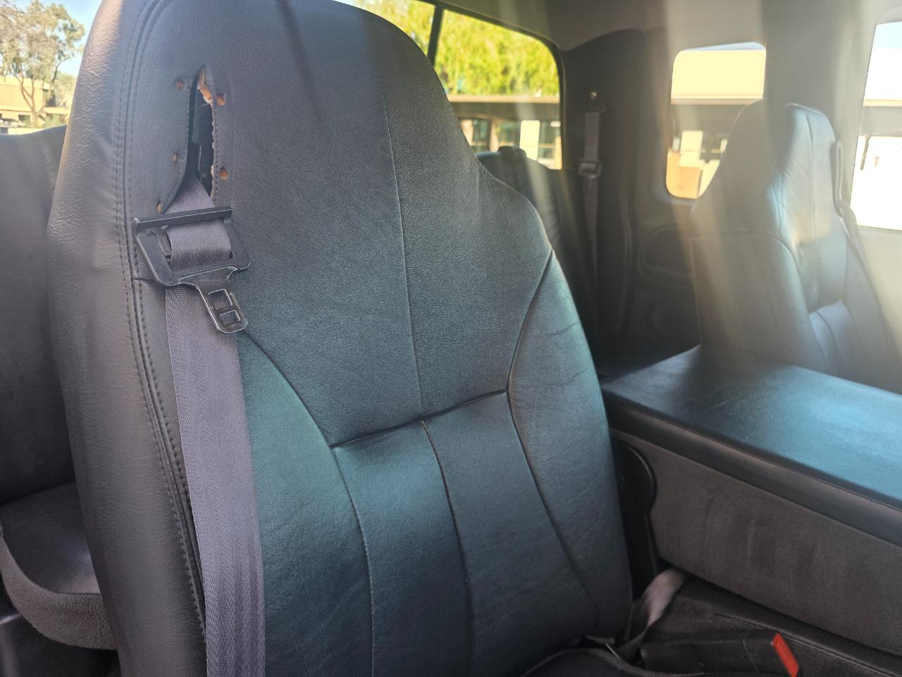 Dodge Ram 3500 SLT Quad Cab Long Bed 4WD DRW 2001