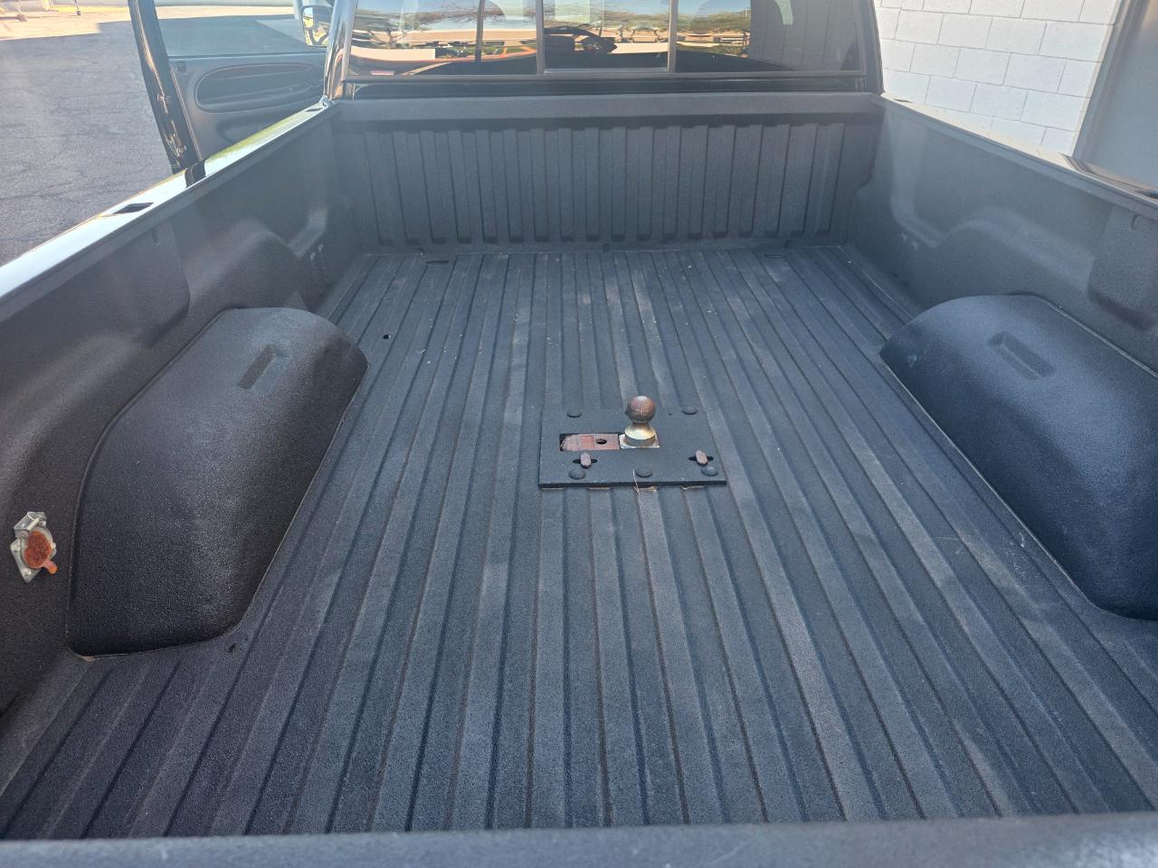 Dodge Ram 3500 SLT Quad Cab Long Bed 4WD DRW 2001