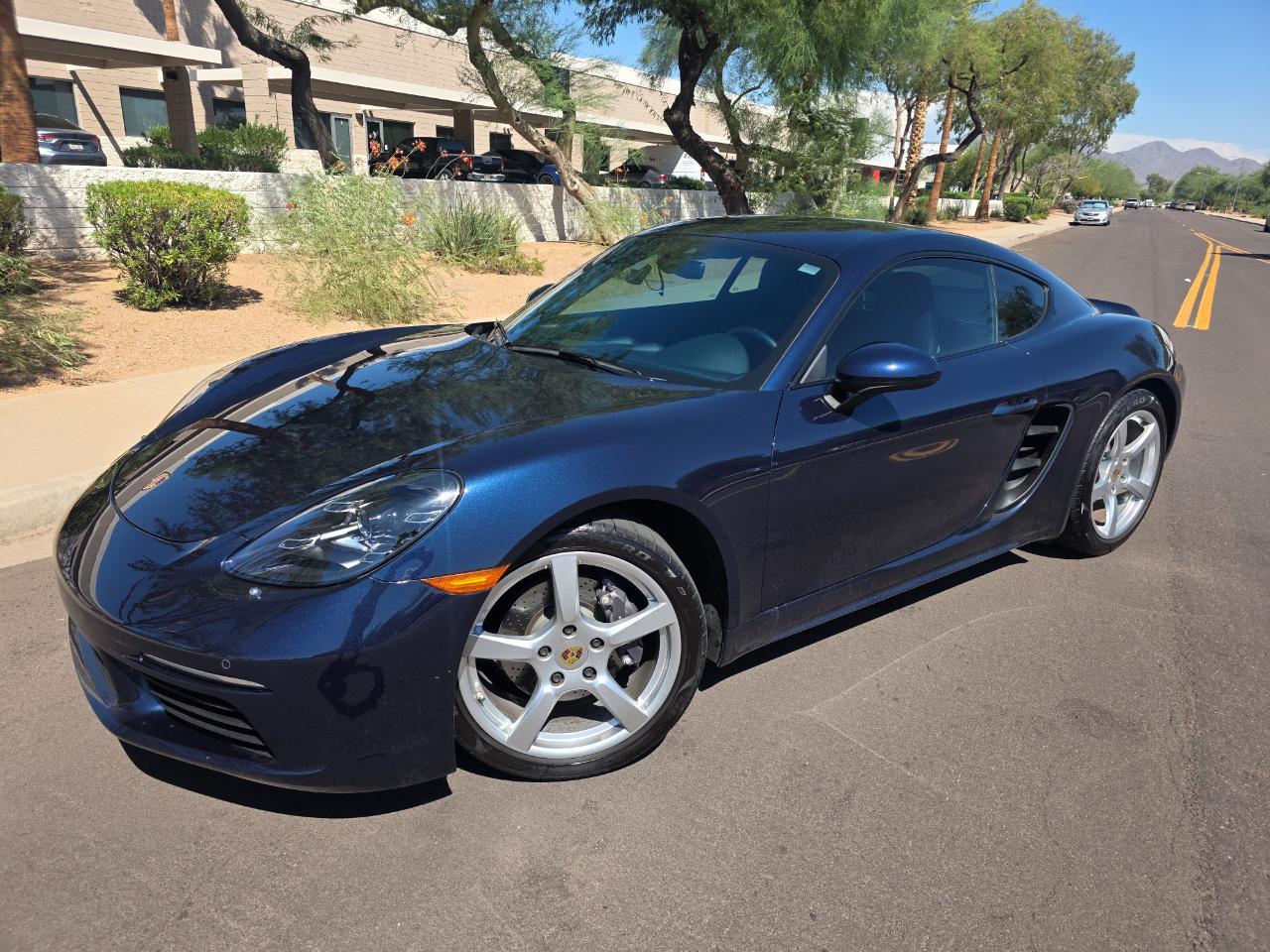Porsche 718 Cayman Coupe 2018
